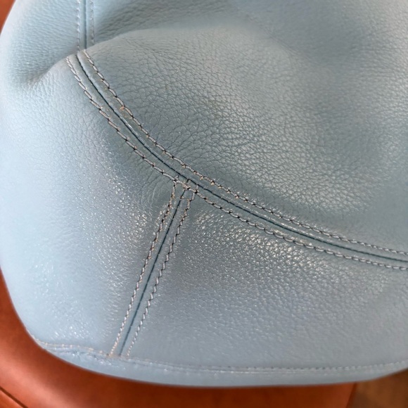 Michael Kors purse - Picture 6 of 16